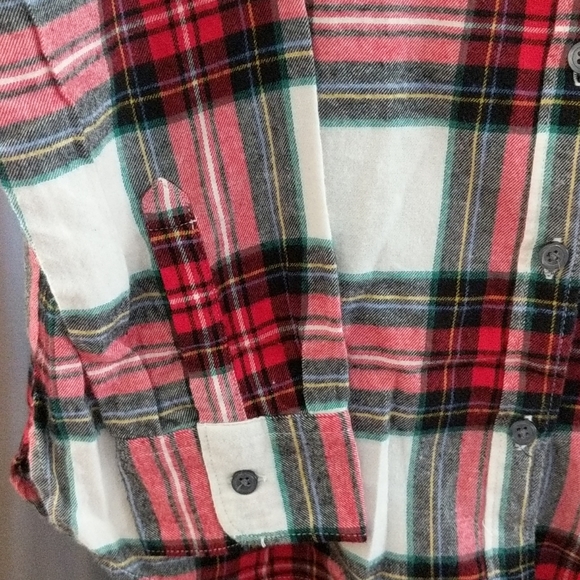 Old Navy flannel shirt - Picture 3 of 6